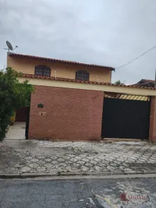 Casa com 4 Quartos à venda, 288m² no Jardim Maria Augusta, Taubaté