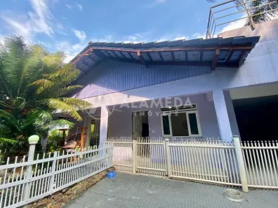 Fazenda/Sítio com 4 Quartos à venda, 326m² no Progresso, Blumenau