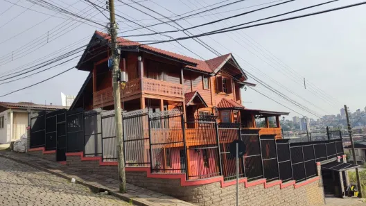 Casa com 4 Quartos à venda, 369m² no Salgado Filho, Caxias do Sul