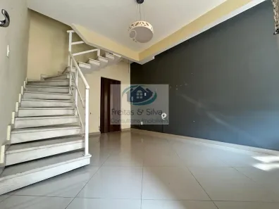 Casa com 2 Quartos à venda, 95m² no Praça Seca, Rio de Janeiro
