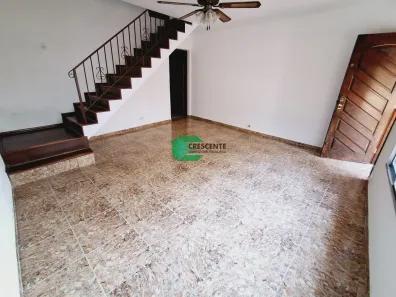 Sobrado com 2 Quartos à venda, 129m² no Vila Alice, Santo André