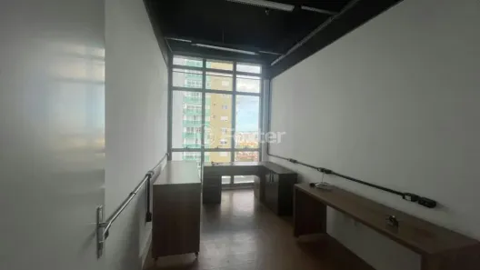 Sala Comercial à venda, 304m² no Boa Vista, Porto Alegre