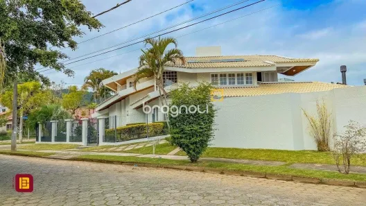 Casa com 4 Quartos à venda, 330m² no Córrego Grande, Florianópolis