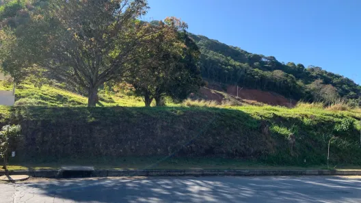 Lote/Terreno à venda, 551m² no Santos Dumont, Juiz de Fora