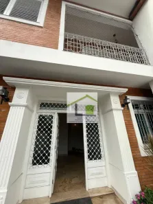 Imóvel Comercial com 6 Quartos para alugar, 290m² no Ponta da Praia, Santos