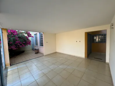 Casa com 3 Quartos à venda, 182m² no Vila Tibério, Ribeirão Preto
