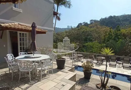 Casa de Condomínio com 3 Quartos à venda, 341m² no Jardim Itatinga, São Paulo