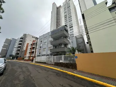Apartamento com 3 Quartos para alugar, 150m² no Centro, Chapecó