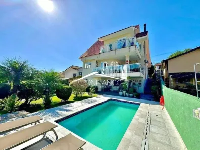 Casa com 4 Quartos à venda, 460m² no Vista Alegre, Curitiba