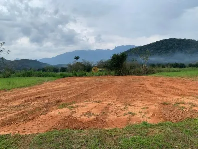 Lote/Terreno à venda, 450m² no Cotia, Guapimirim