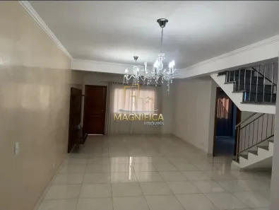 Casa com 5 Quartos à venda, 240m² no Cidade Industrial, Curitiba