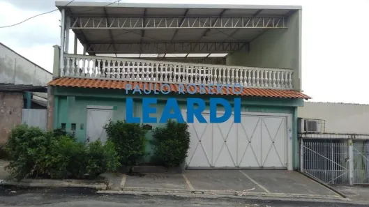 Casa com 3 Quartos para venda ou aluguel, 250m² no Vila do Castelo, São Paulo