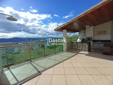 Casa com 3 Quartos à venda, 220m² no Jardim Amália, Volta Redonda