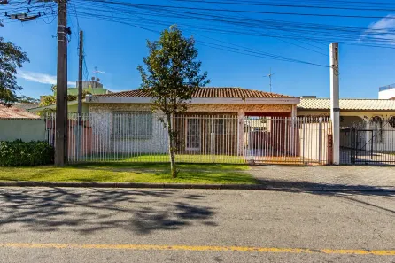 Casa com 3 Quartos à venda, 180m² no Bacacheri, Curitiba