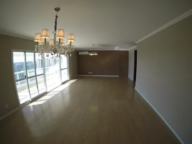 Apartamento com 4 Quartos para alugar, 243m² no Alphaville Centro Industrial e Empresarial/Alphaville., Barueri