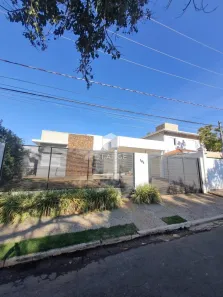 Casa de Condomínio com 4 Quartos para alugar, 260m² no Parque Xangrilá, Campinas