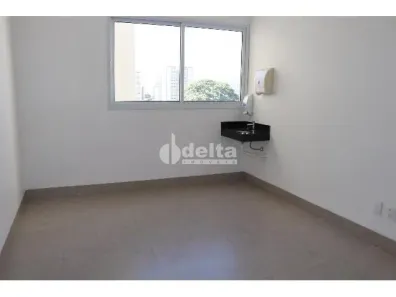 Ponto Comercial para alugar, 26m² no Osvaldo Rezende, Uberlândia