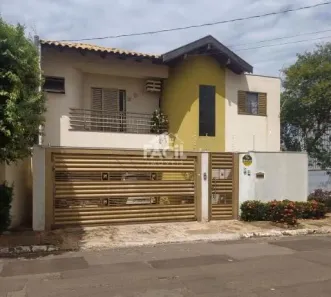 Sobrado com 4 Quartos à venda, 207m² no Vila Antônio Vendas, Campo Grande