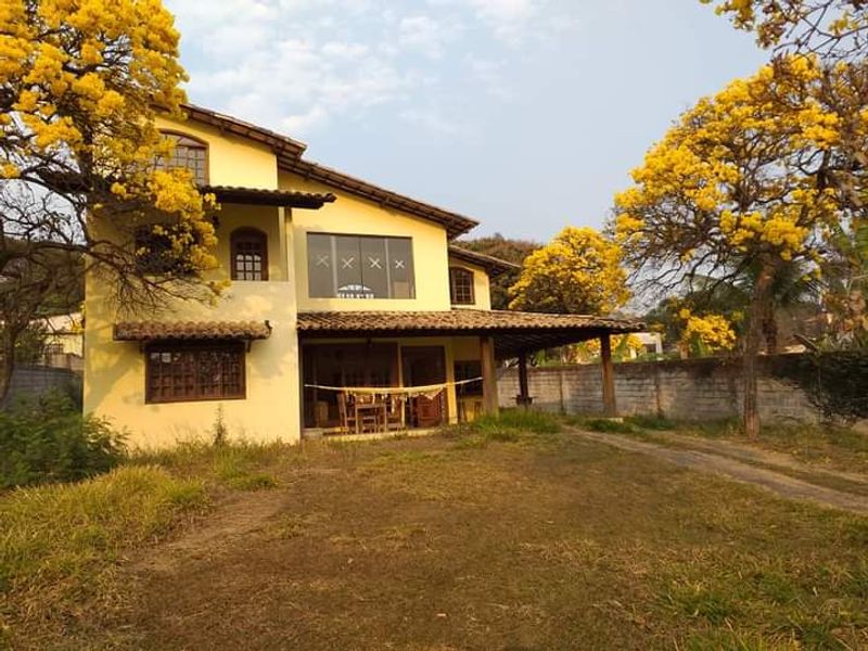 Casa com 4 quartos — Bandeirantes (Pampulha), Belo Horizonte