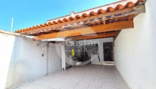 Sobrado com 3 Quartos à venda, 177m² no Vila Ivone, São Paulo