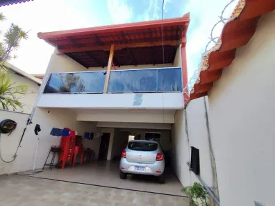 Casa com 4 Quartos à venda, 240m² no Tropical, Contagem