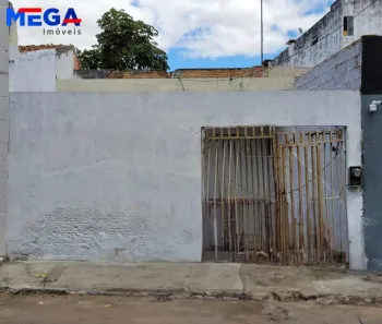 Casa com 2 Quartos à venda, 162m² no Centro, Juazeiro do Norte