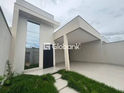 Casa com 3 Quartos à venda, 150m² no Barcelona Park, Montes Claros