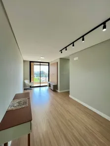 Apartamento com 3 Quartos para alugar, 79m² no Zona 08, Maringá