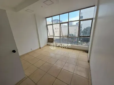 Sala Comercial à venda, 32m² no Centro, Niterói