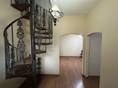 Casa com 6 Quartos à venda, 248m² no Jardim Europa, Volta Redonda