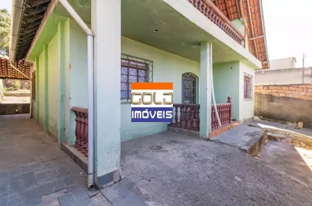 Casa com 3 Quartos à venda, 180m² no Pedra Azul, Contagem