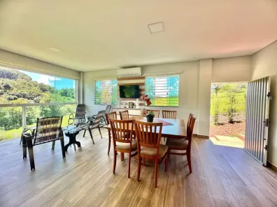 Fazenda/Sítio com 3 Quartos à venda, 1305m² no Centro, Boa Vista da Aparecida