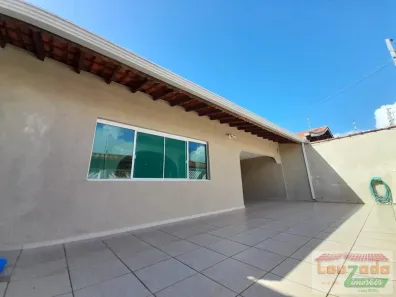 Casa com 4 Quartos à venda, 160m² no Balneário Stella Maris, Peruíbe