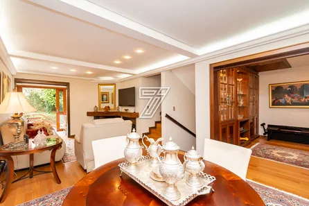Casa de Condomínio com 3 Quartos à venda, 268m² no Santa Felicidade, Curitiba