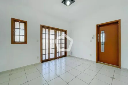 Casa com 4 Quartos à venda, 200m² no Jardim D'Abril, Osasco