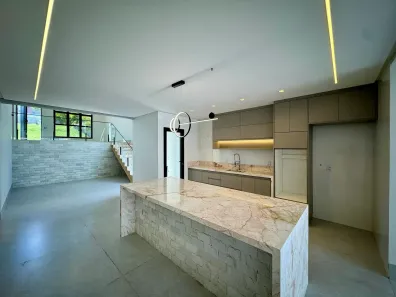 Casa de Condomínio com 3 Quartos à venda, 197m² no Jardins Nápoles, Senador Canedo