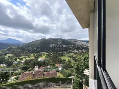 Casa de Condomínio com 4 Quartos à venda, 218m² no Golfe, Teresópolis