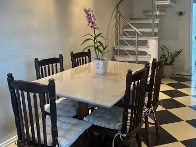Sobrado com 3 Quartos à venda, 250m² no Jardim Uirá, São José dos Campos