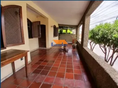 Casa com 4 Quartos à venda, 273m² no Indaiá, Belo Horizonte