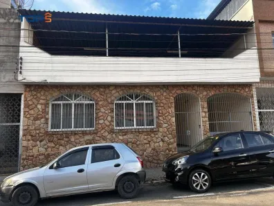 Casa com 4 Quartos à venda, 230m² no São Mateus, Juiz de Fora