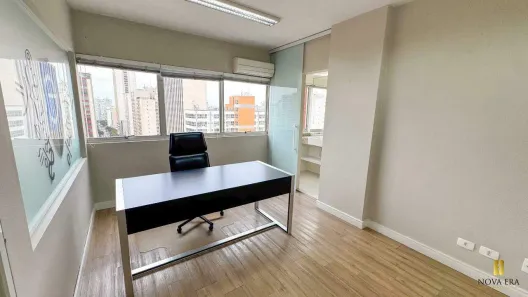 Sala Comercial para alugar, 79m² no Centro, Curitiba