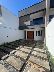 Casa com 3 Quartos para alugar, 170m² no Manguinhos, Serra