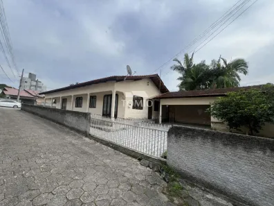 Casa com 4 Quartos à venda, 170m² no Sete de Setembro, Gaspar