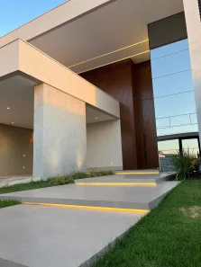 Casa com 4 Quartos à venda, 370m² no Jardim Riva, Primavera do Leste