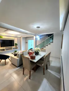 Sobrado com 5 Quartos à venda, 430m² no Marambaia, Belém