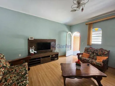 Casa com 4 Quartos à venda, 217m² no Vila Manoel Ferreira, Campinas