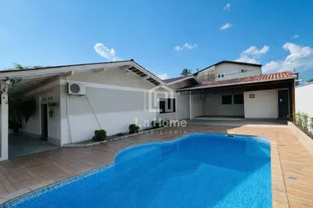 Casa com 7 Quartos à venda, 212m² no Fortaleza, Blumenau