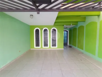 Sobrado com 3 Quartos à venda, 137m² no Jardim Teresa, São Paulo