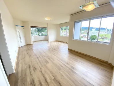 Apartamento com 3 Quartos para alugar, 121m² no Velha, Blumenau