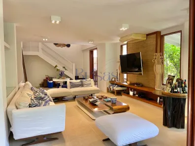 Casa de Condomínio com 4 Quartos para alugar, 250m² no Baleia, São Sebastião